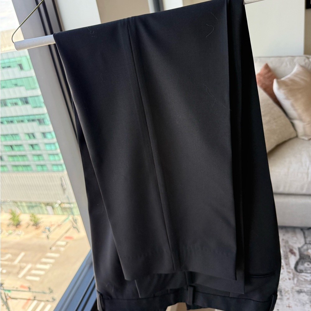 Theory Mayer Pant in Stretch Wool. 33. NWOT
